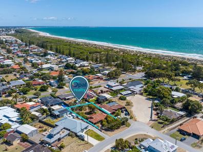 8 Tangadee Road, Golden Bay WA 6174