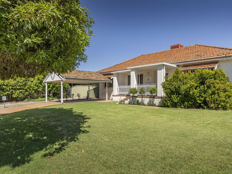 1/11 Pitt Street, St James WA 6102