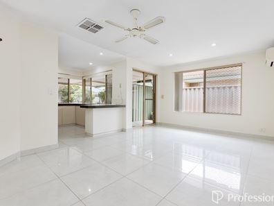 15/70 Vellgrove Avenue, Parkwood WA 6147