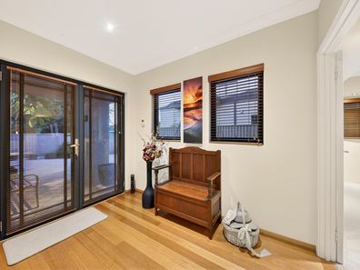 10B Frape Avenue, Yokine WA 6060