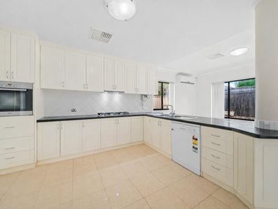 2/106 Ardross Street, Applecross WA 6153