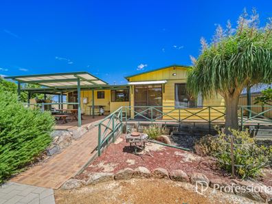 12 Teesdale Street, Yarloop WA 6218