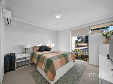 15 Cassowary Chase, Wandi WA 6167