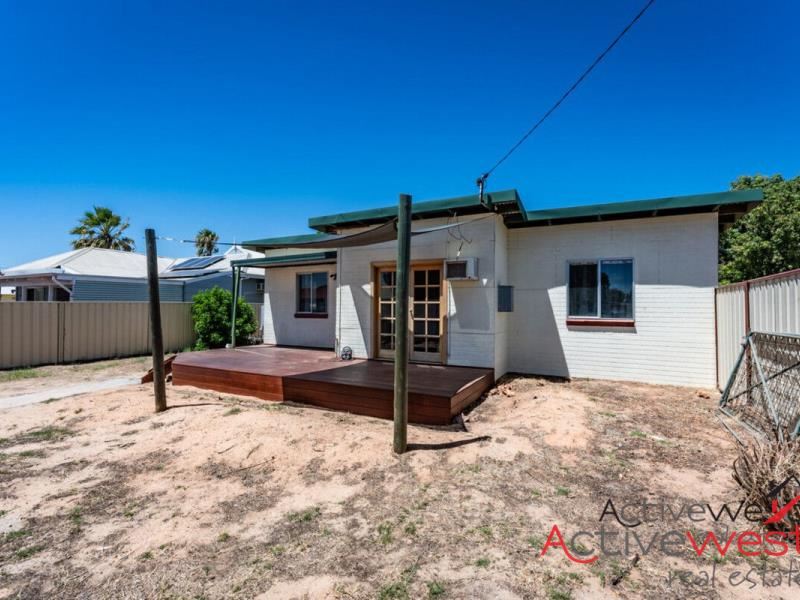 214A Seventh Street, Wonthella