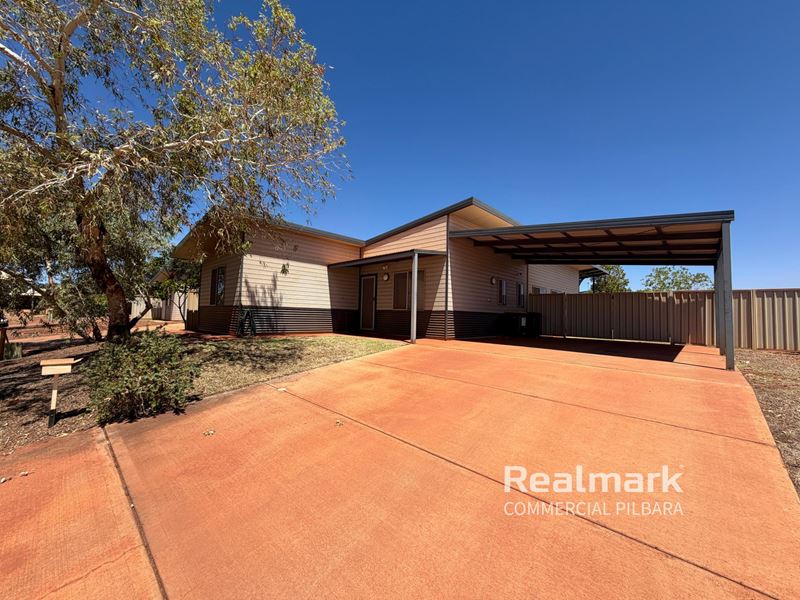 61 Homestead Ramble, Newman