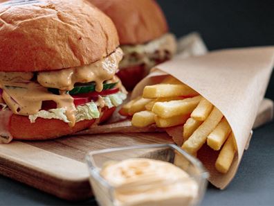 Food/Hospitality - Lunch Bar For Sale - Fantastic Location!