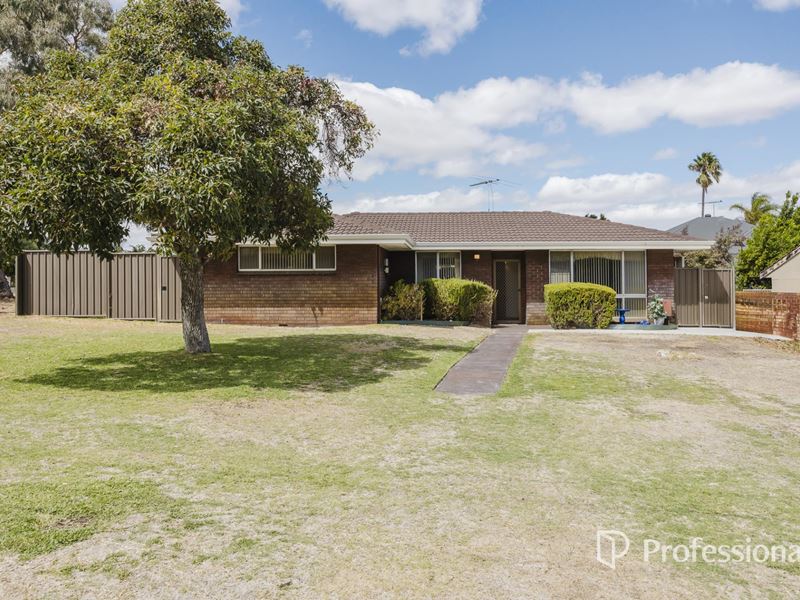 38 Parin Road, Marangaroo WA 6064