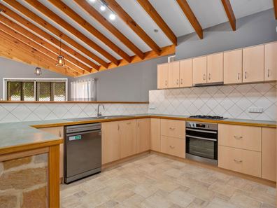 124 Campbell Street, West Lamington WA 6430