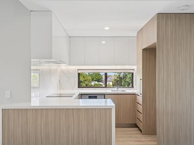 301/21 Kishorn Road, Applecross WA 6153