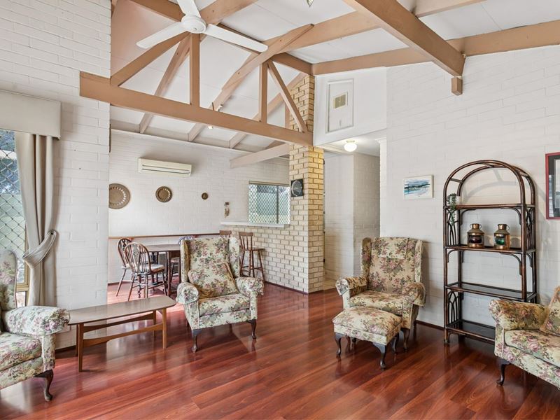 5A Laga Court, Stirling WA 6021