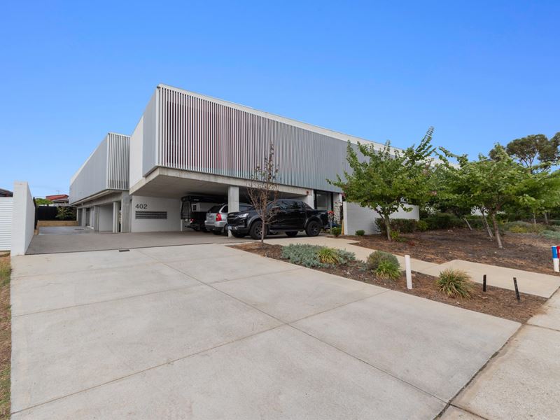 10/402 Carrington Street, Hamilton Hill WA 6163