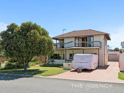 19 Belhus Drive, Trigg WA 6029