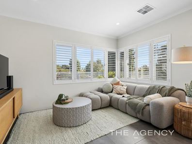 18 MacGregor Drive, Padbury WA 6025