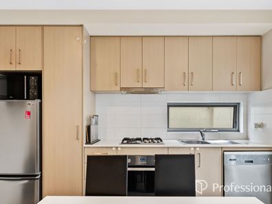 3/30 Wroxton Street, Midland WA 6056