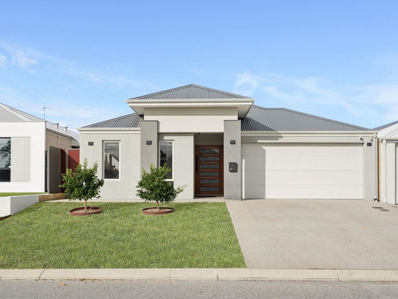 52 Sugargum Rise, Kiara WA 6054