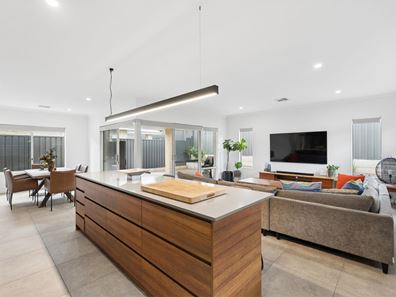 52 Sugargum Rise, Kiara WA 6054