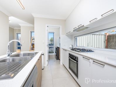 1/77 Aviator Boulevard, Clarkson WA 6030
