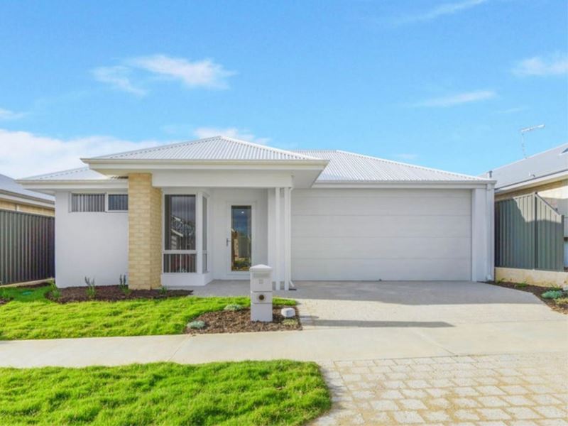 13 Cambered Avenue, Yanchep WA 6035