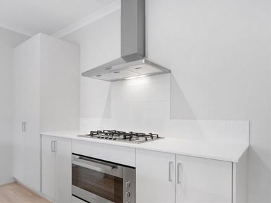 13 Cambered Avenue, Yanchep WA 6035