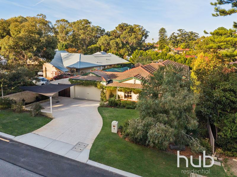 4 Pine Tree Lane, Mount Claremont