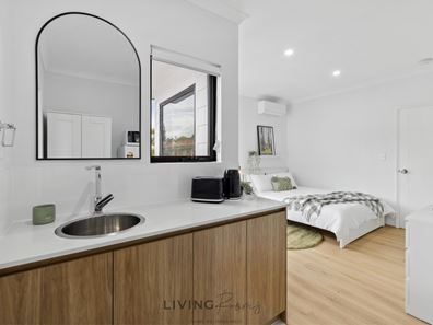 Room/5  20c Melrose St, Leederville WA 6007
