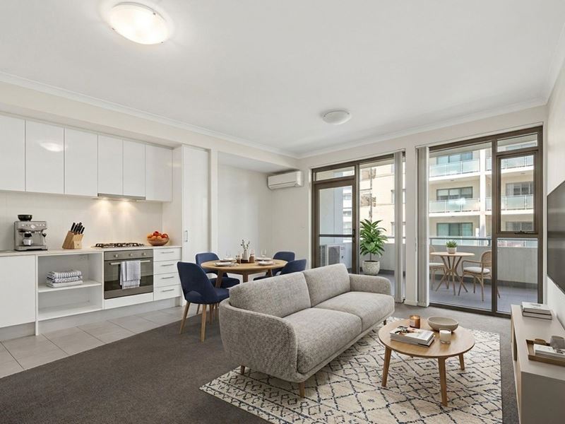 110/21 Malata Crescent, Success WA 6164