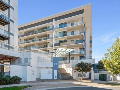 110/21 Malata Crescent, Success WA 6164