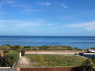 46 Dartmouth Circle, Quinns Rocks WA 6030