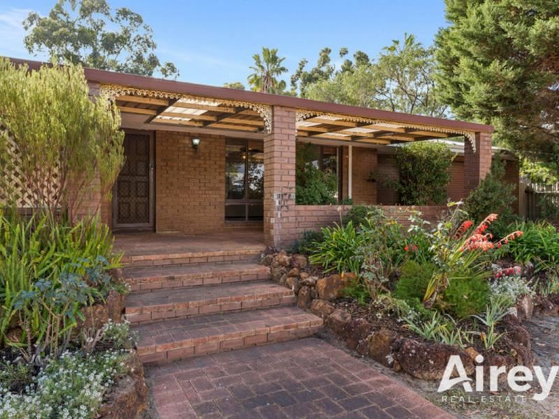 82 Grove Road, Lesmurdie WA 6076