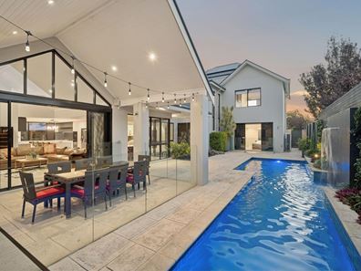 2 Robert Street, Dalkeith WA 6009