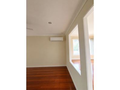 9 Kenton Way, Calista WA 6167