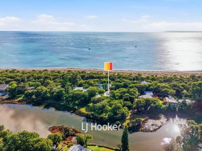 266 Geographe Bay Road, Quindalup WA 6281