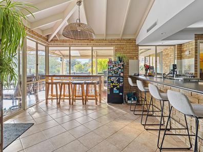 21 Inlet Grove, Mullaloo WA 6027