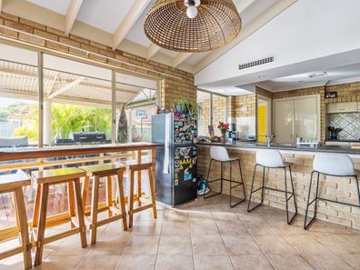 21 Inlet Grove, Mullaloo WA 6027