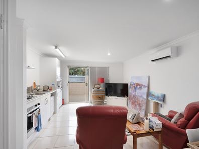 1b/17 Ord Street, Beresford WA 6530