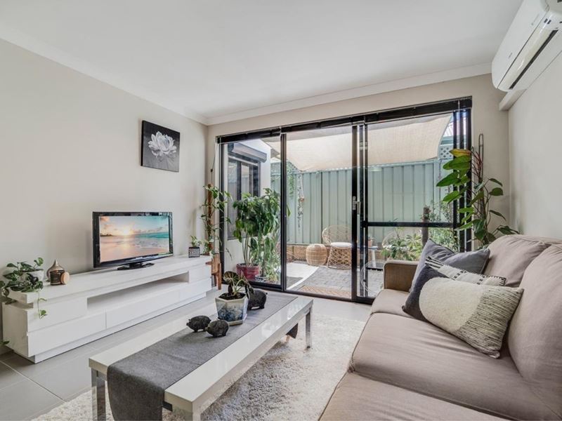 3/15 Boonooloo Road, Kalamunda WA 6076