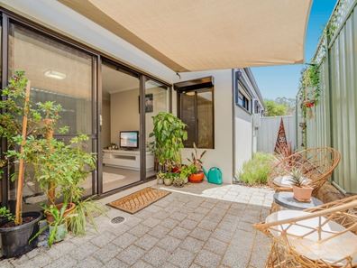3/15 Boonooloo Road, Kalamunda WA 6076
