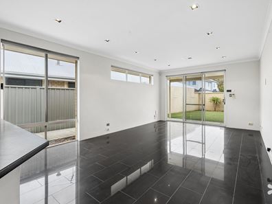 14 Fareham Crescent, Wellard WA 6170
