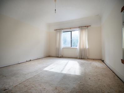 13 Redwood Crescent, Melville WA 6156