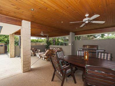 50 WHEATLEY DRIVE, Bull Creek WA 6149