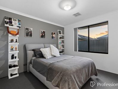 5 Patens Grove, Byford WA 6122