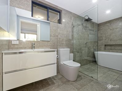 28 Karunjie Road, Golden Bay WA 6174