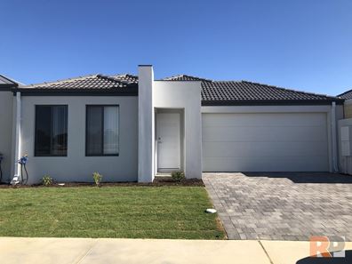 37B Suffolk Street, Caversham WA 6055