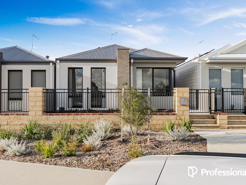 10 Honeybee Parade, Banksia Grove WA 6031