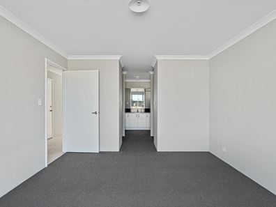 48 Hawdon Road, Lakelands WA 6180