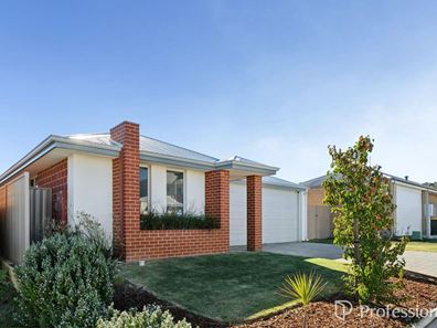 4 Wannell Close, Byford WA 6122