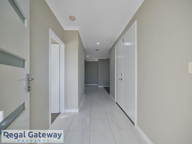 5 Barakee Road, Wandi WA 6167