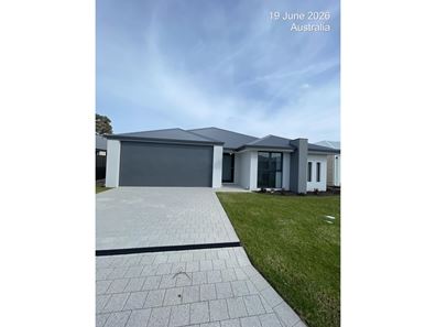 7 Trial Wynd, Dudley Park WA 6210