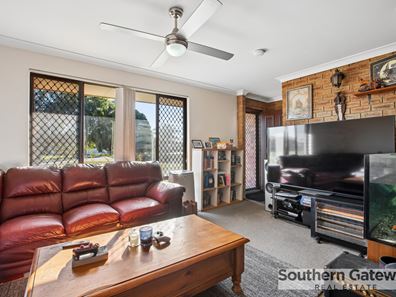 25 Burnside Way, Waikiki WA 6169