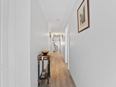 18 Breton Bend, Baldivis WA 6171